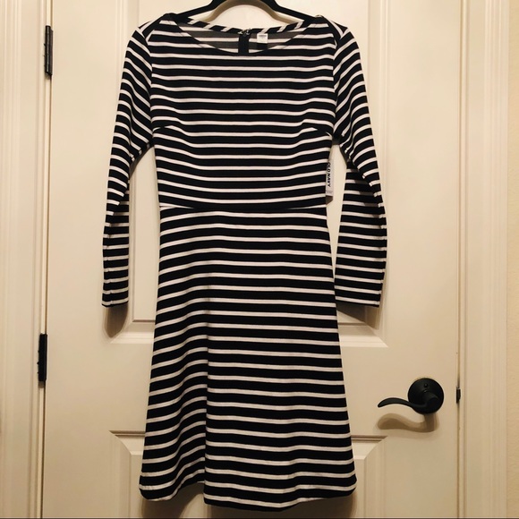 ☀️Old navy striped 3/4 sleeve dress NWT size M☀️ - Picture 2 of 7
